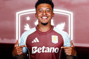 谢文能晒与妻子参观伯纳乌照片：再一次回来有了不一样的感觉（谢文能携妻重游伯纳乌晒照：再回此地感受已不同）