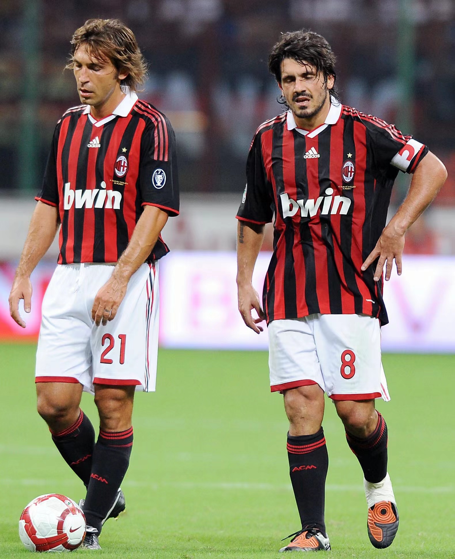 拜仁中场统治比赛