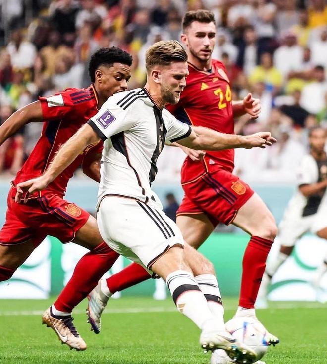 CBA杯战报：塔克22分7板，广厦103-99险胜青岛