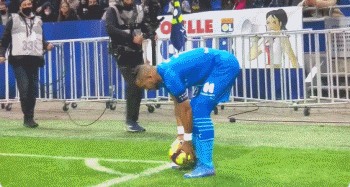 卡哇伊超勇5職業集結中,入遊參戰.笑然救世再登巔峰!（卡哇伊超勇五職同盟集結，開啟入遊之戰，笑然救世重返巔峰！）