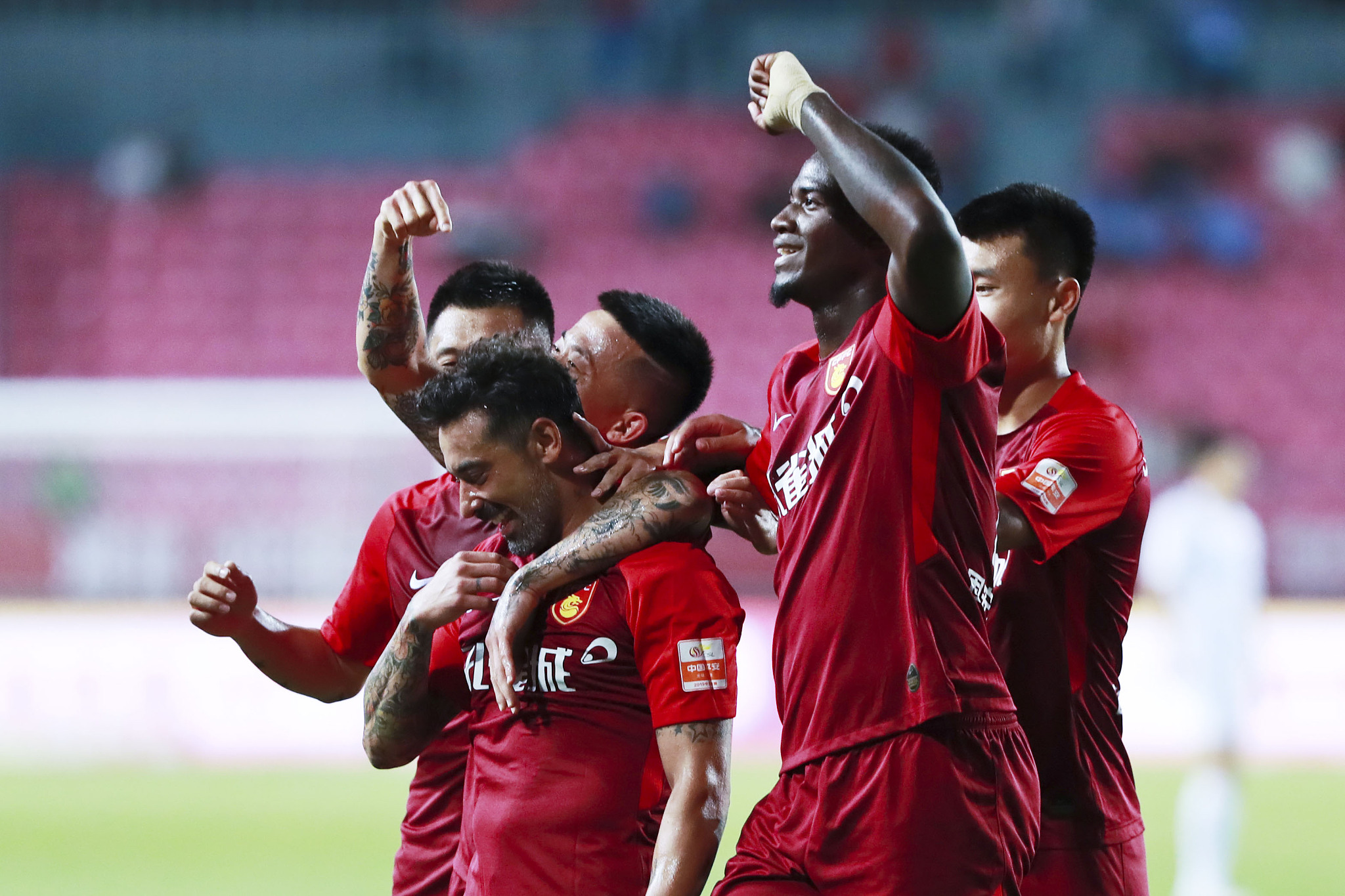 伊萨奇巴希主场1-3负瓦基弗！