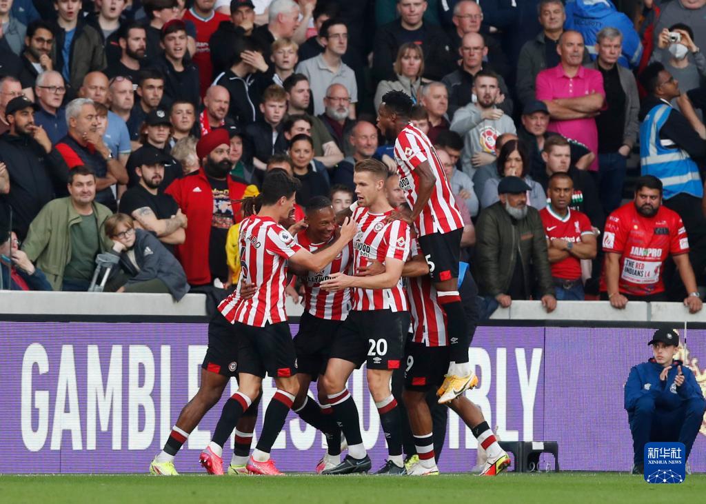 凯尔：阿德耶米被换下完全合理；他今天的行为不对，会被罚款（凯尔：阿德耶米被换下理所应当；他今日举动不当，将遭罚款）