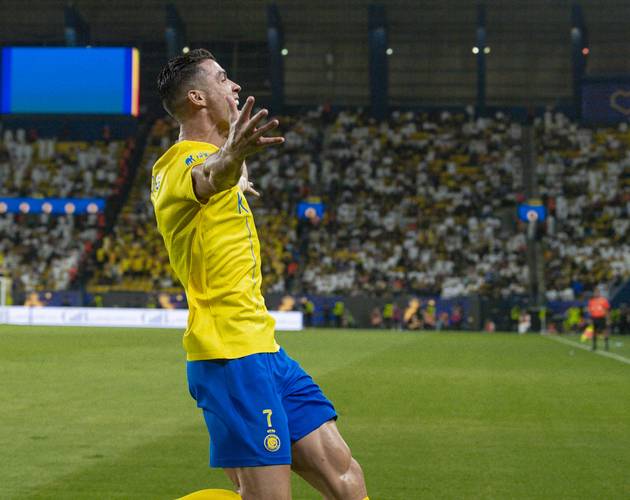 国脚连续助攻，带动全队节奏