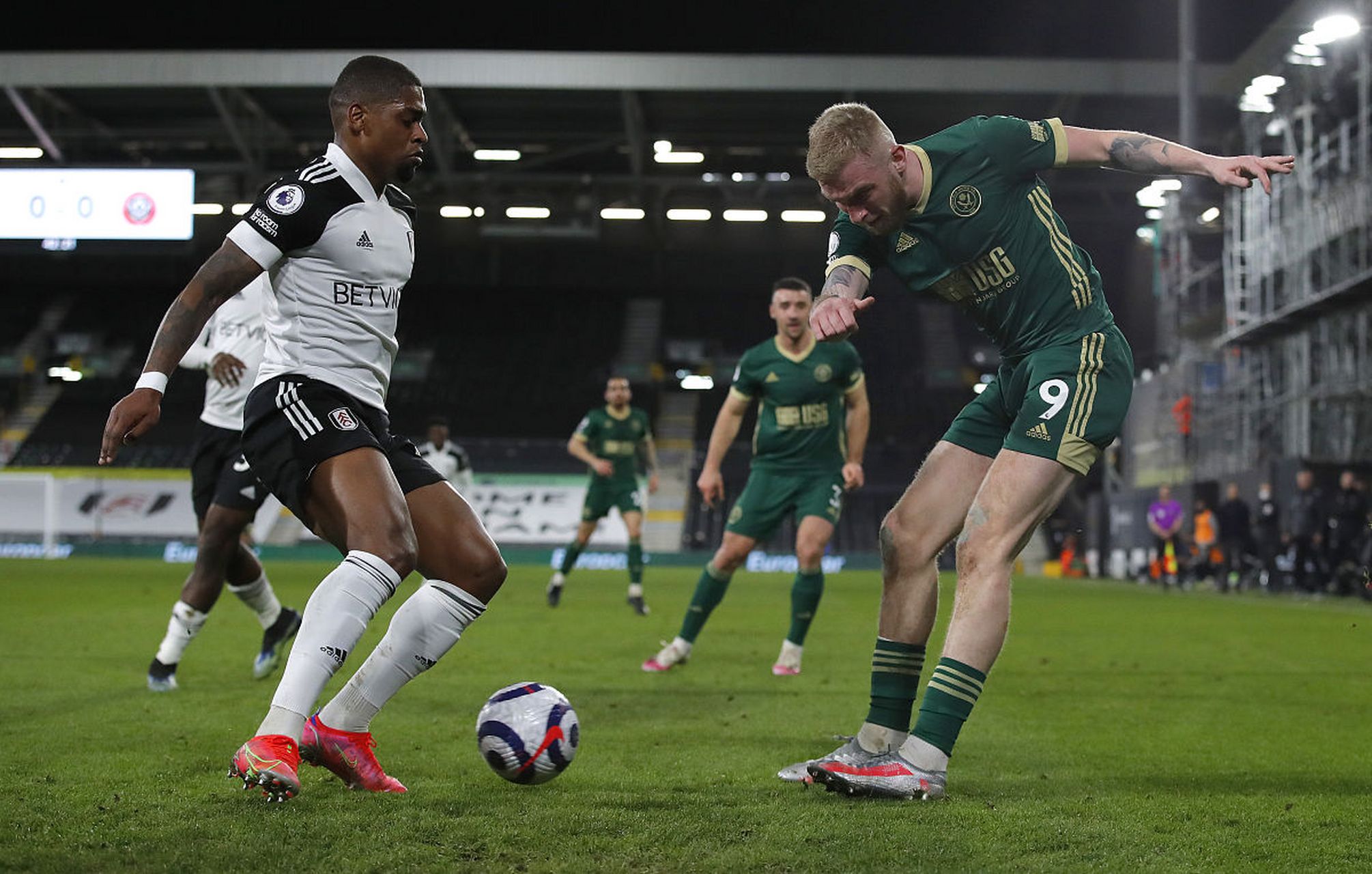 中超11月最佳阵容：法比奥、瓦科领衔，吴曦、王燊超入选（中超11月最佳阵容出炉：法比奥、瓦科领衔，吴曦与王燊超在列）