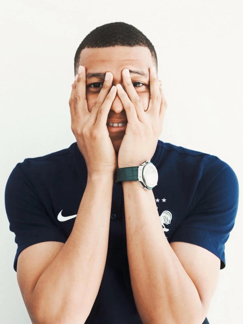 沙特联前瞻：利雅得体育攻强守弱，达曼协作近期状态回升（沙特联赛展望：利雅得体育火力凶猛防线隐忧，达曼协作状态回暖）