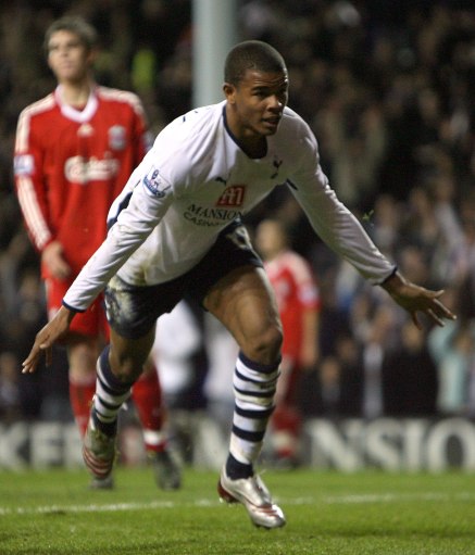 意媒：伊布曾想帮米兰签回弟媳，但被富拉尼和阿莱格里否决（意媒曝：伊布欲助米兰重签弟媳，遭富拉尼与阿莱格里否决）