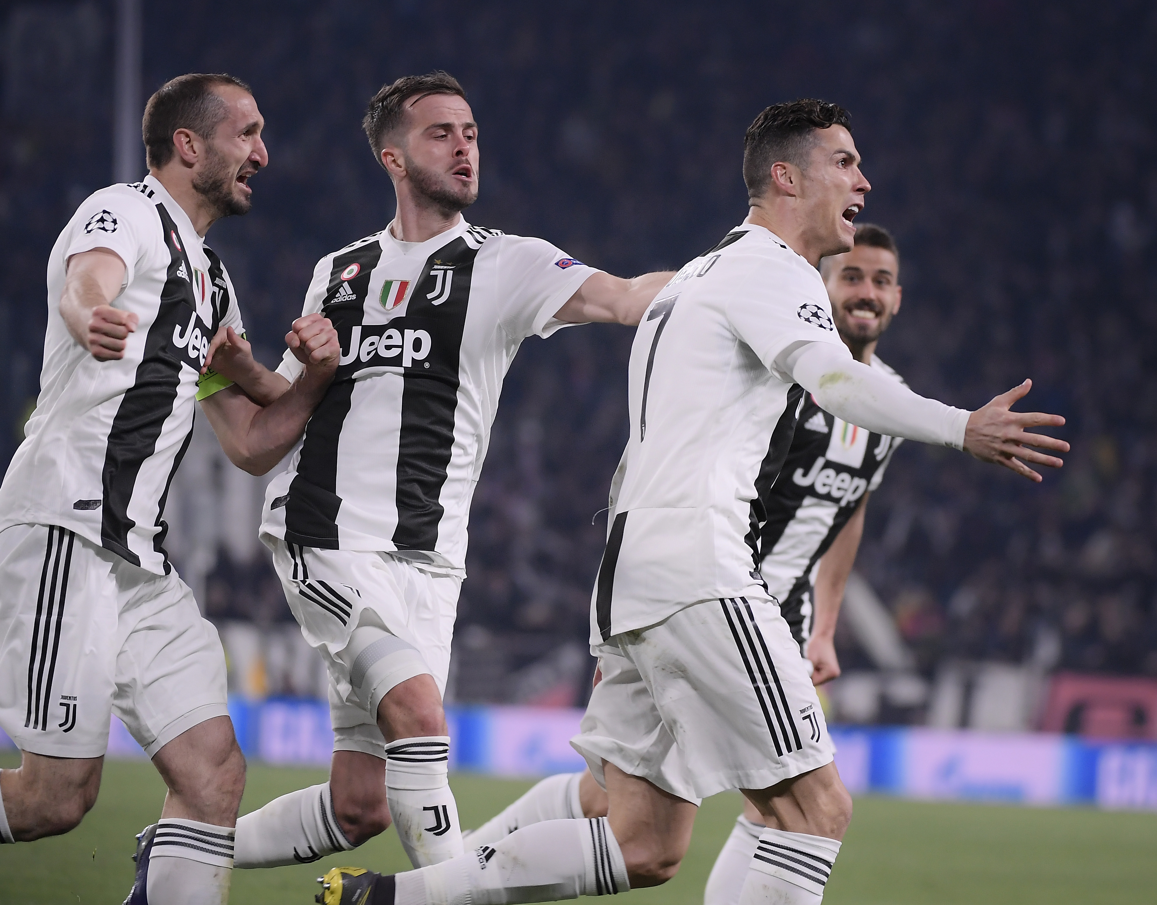 港媒：虽无缘亚洲杯，但港足总依旧为港队发放了100万奖金