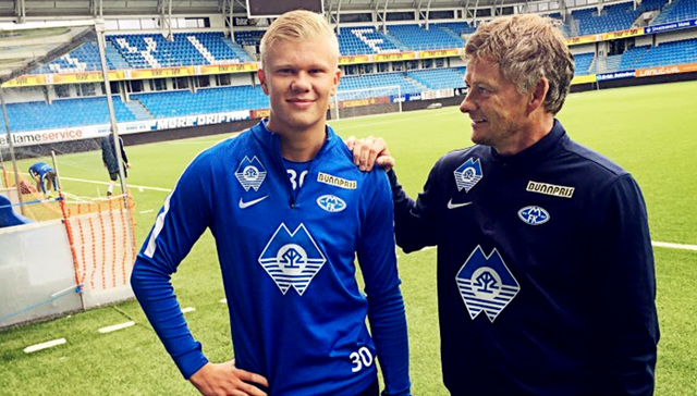 C罗中场休息时对裁判表达不满，讽刺道：你吹得太好了